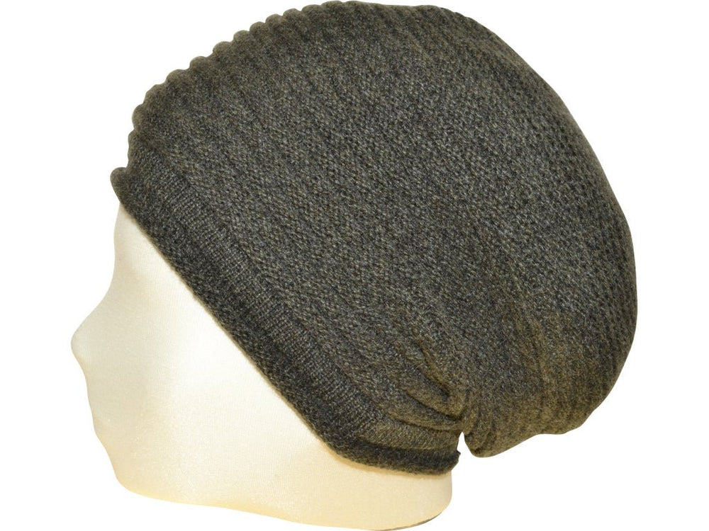 BERRETTO OVERSIZE VERDE FEINSTES CASHMERE - Hut - online.at