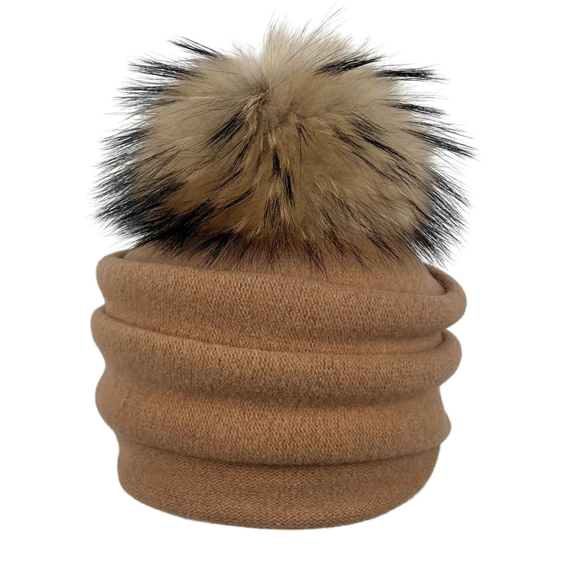 Bobby Pompon mit Echtfell