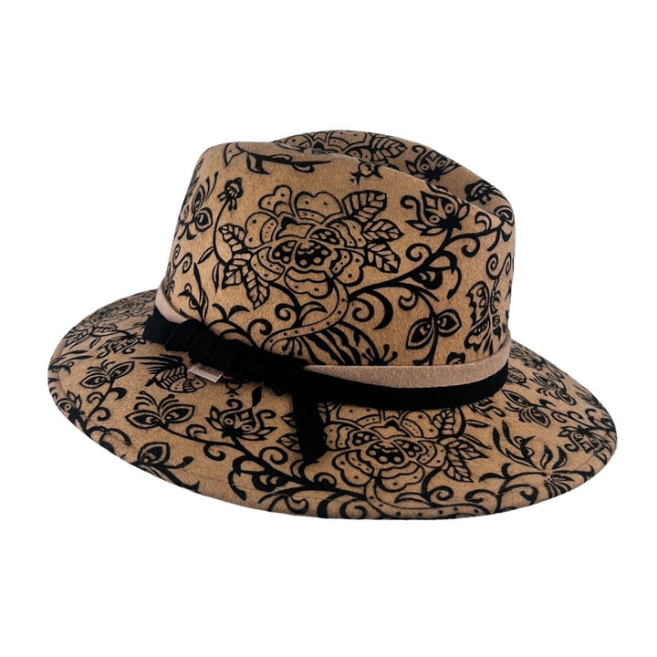 Fedora Adonis Flower Bedacht
