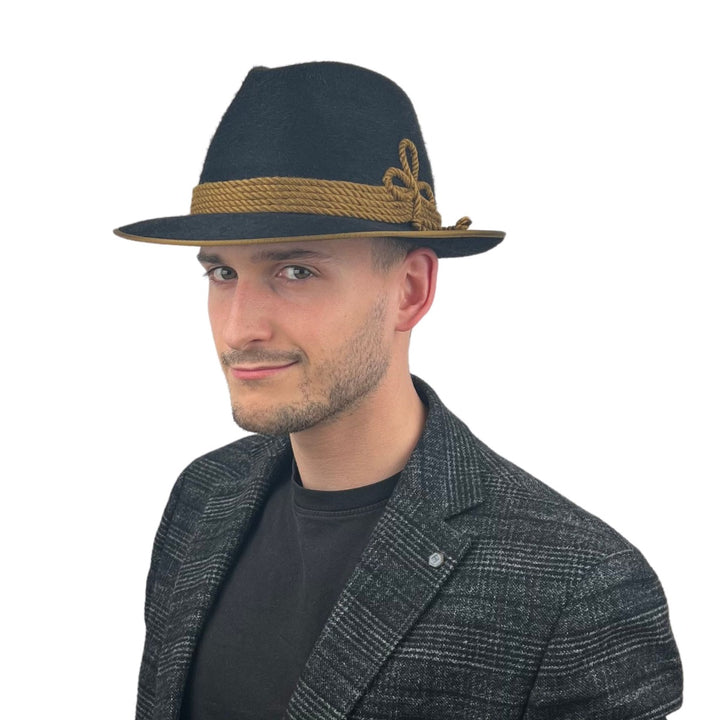 Wiener Lamberghut Mauerer